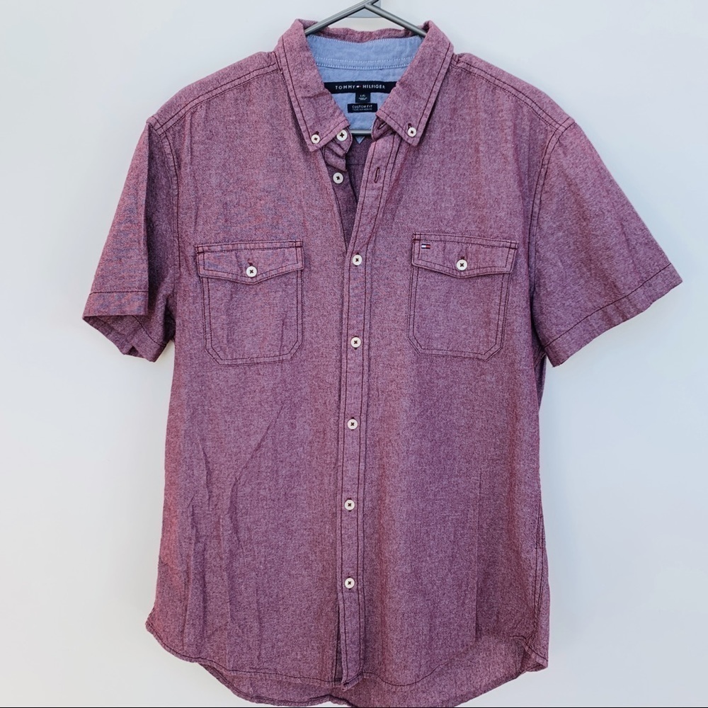 Tommy Hilfiger Men's Button Down Short Sleeve Custom Fit Burgundy Shirt - Size L